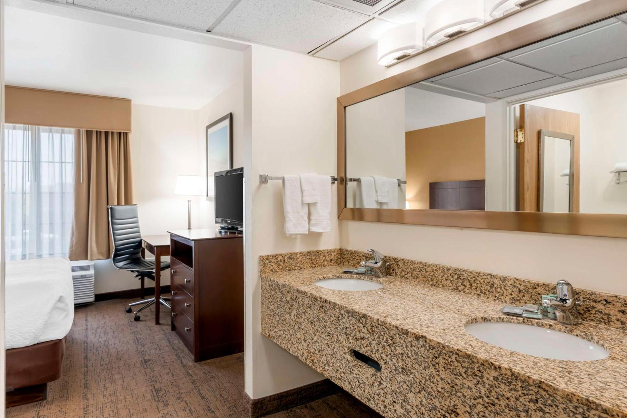 Best Western Yellowstone Crossing Laurel Exteriér fotografie